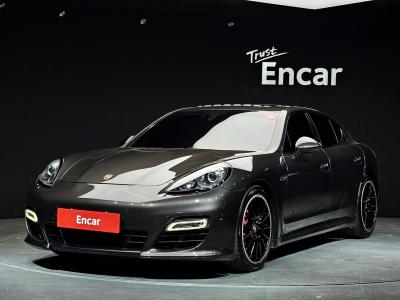 2013 Porsche Panamera