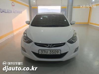 2012 Hyundai Elantra