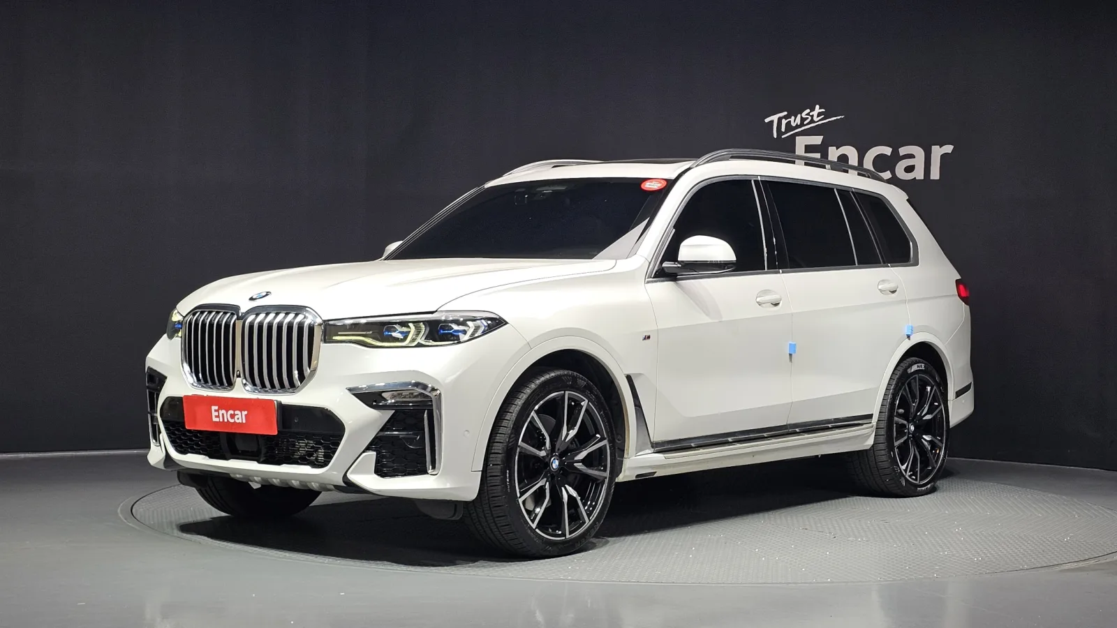 2021 BMW X7