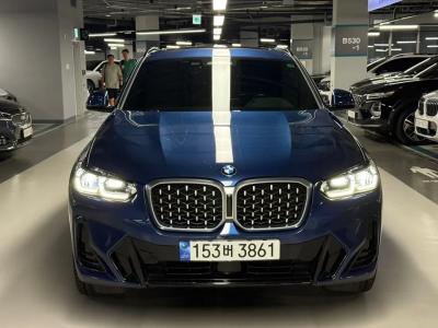 2022 BMW X4