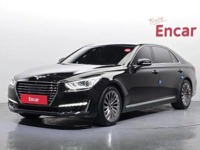 2018 Genesis EQ900