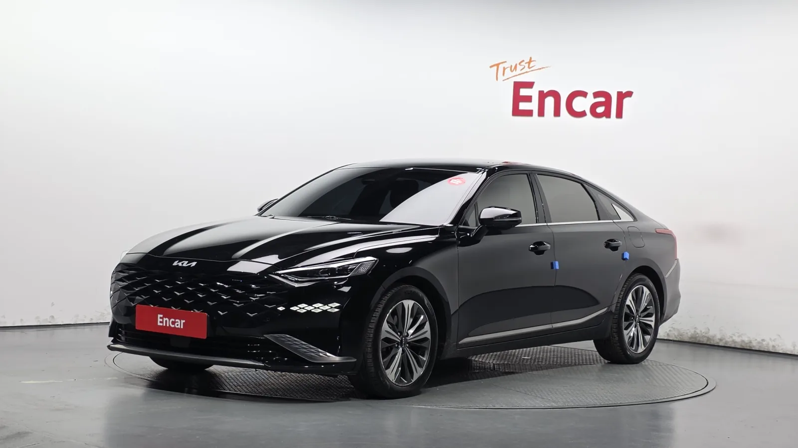 2023 Kia K8