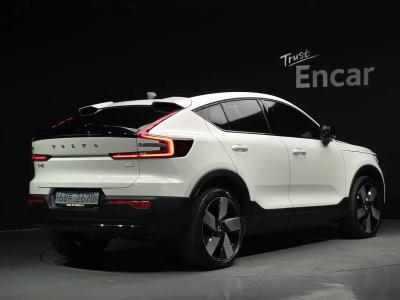 2023 Volvo C40