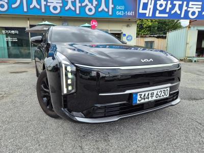 2025 Kia K8