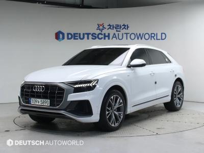 2021 Audi Q8