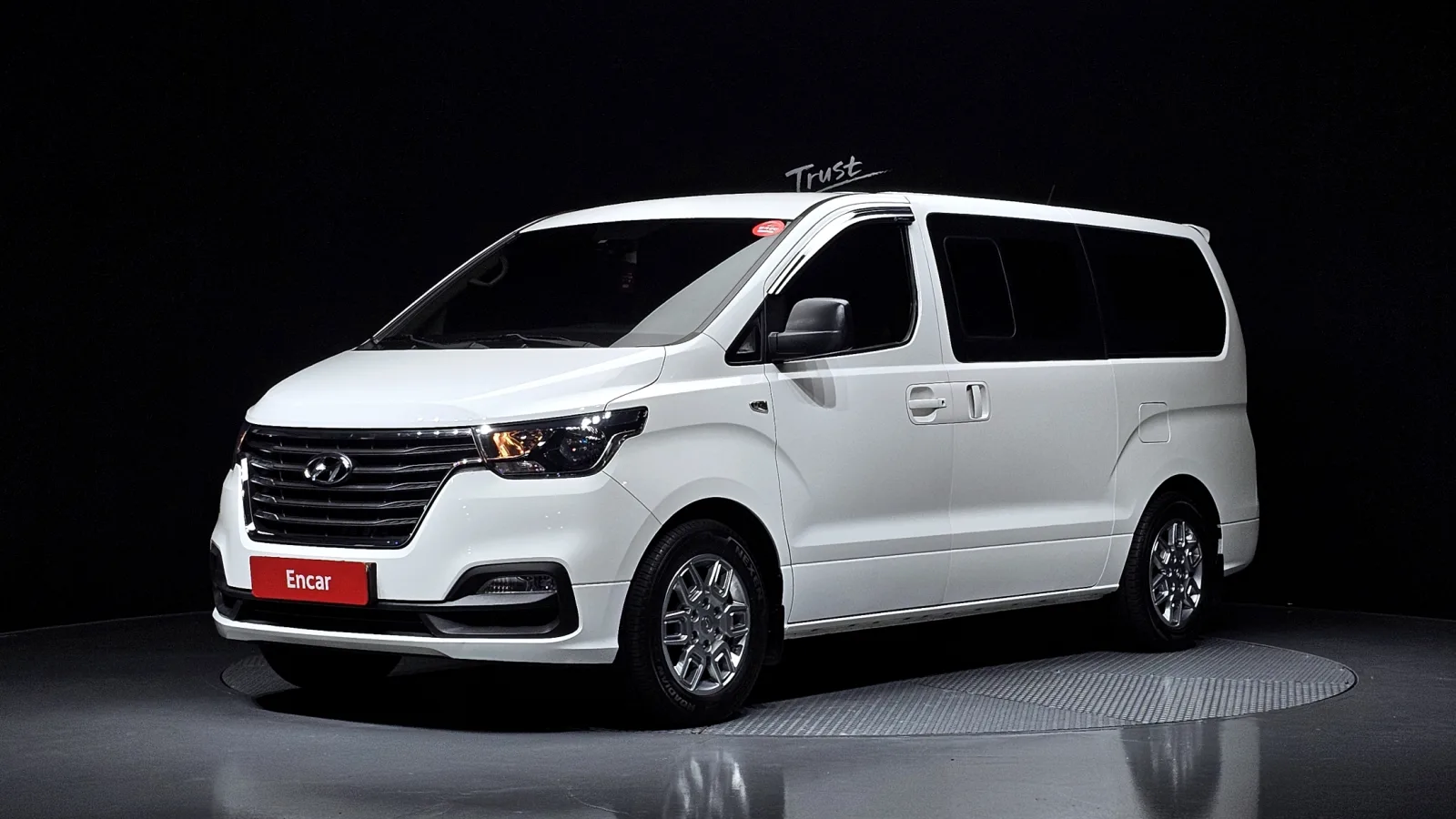 2018 Hyundai Starex