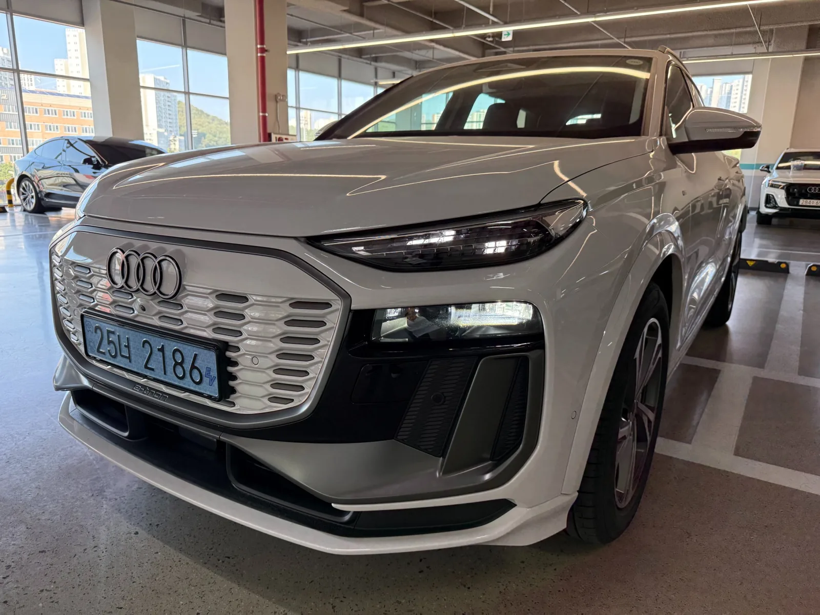 2026 Audi Q6 e-tron