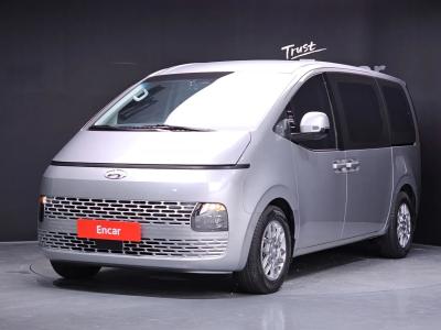 2022 Hyundai Staria