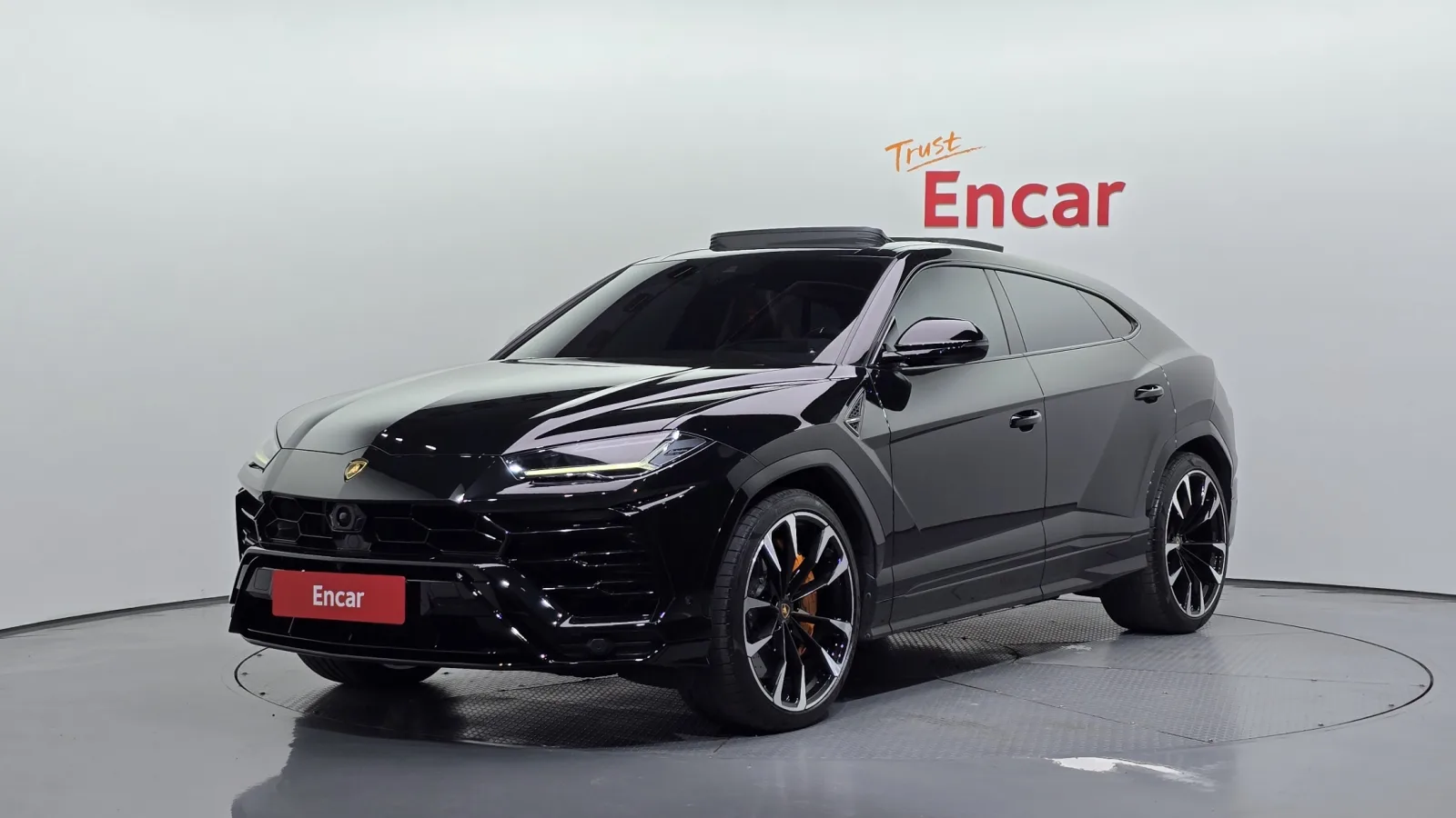 2022 Lamborghini Urus