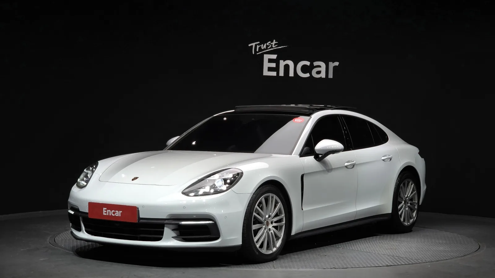 2018 Porsche Panamera