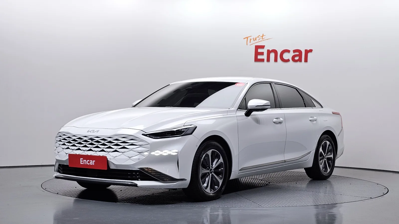 2023 Kia K8