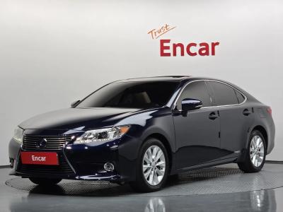 2015 Lexus ES