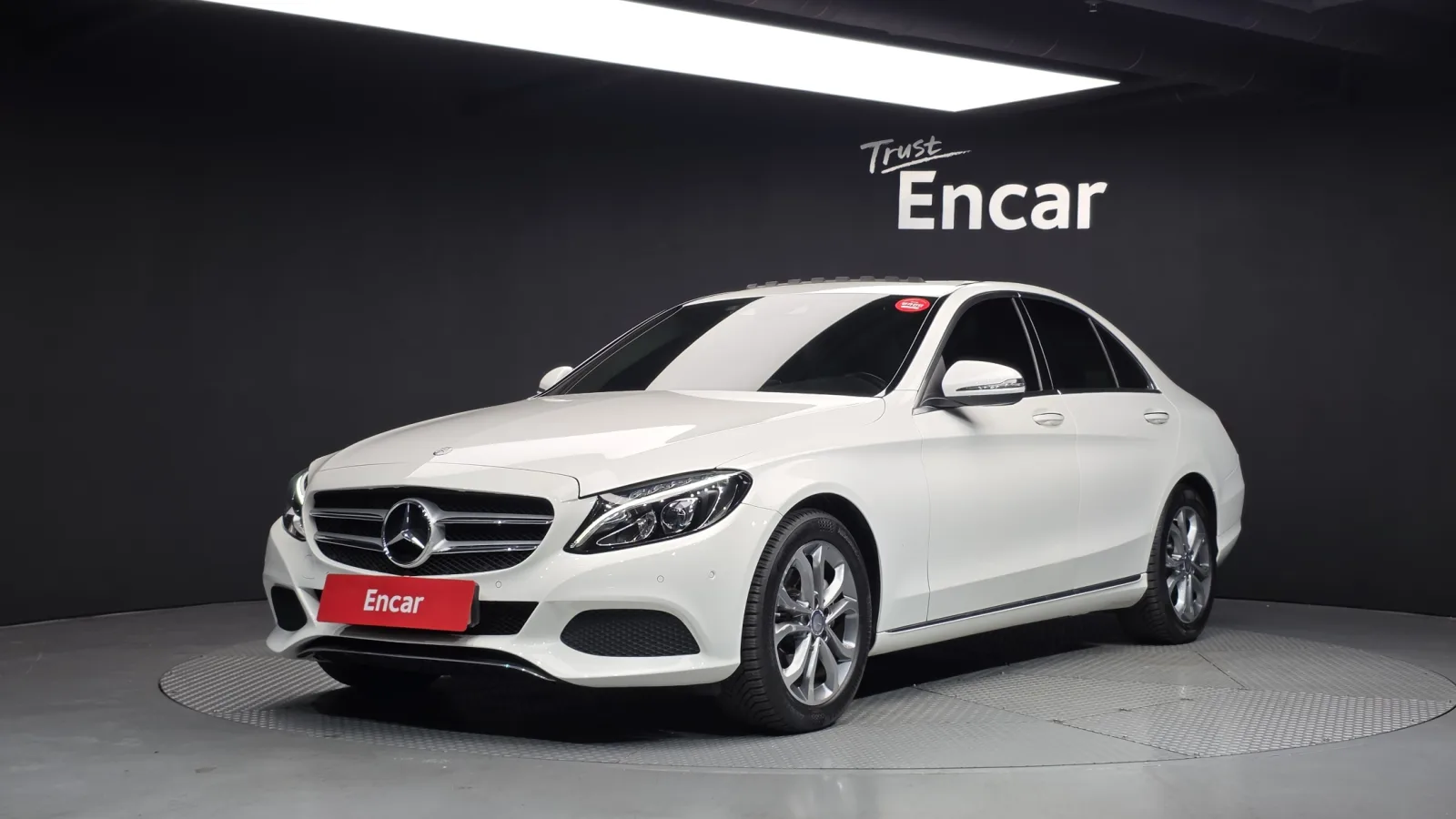 2016 Mercedes-Benz C-Class