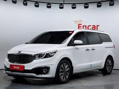 2015 Kia Carnival
