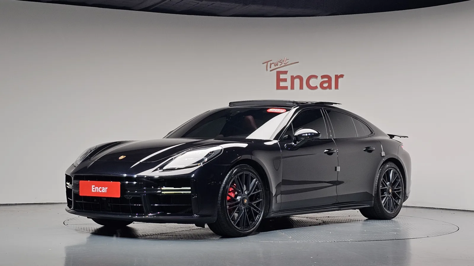 2025 Porsche Panamera