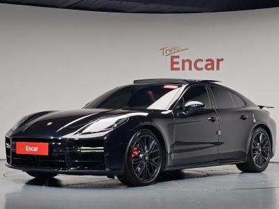 2025 Porsche Panamera