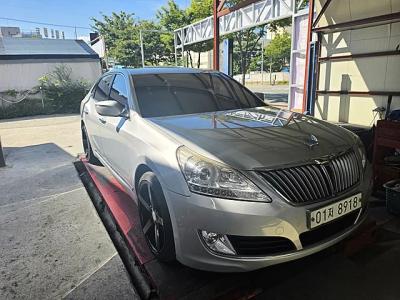 2014 Hyundai Equus
