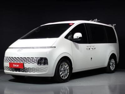 2025 Hyundai Staria
