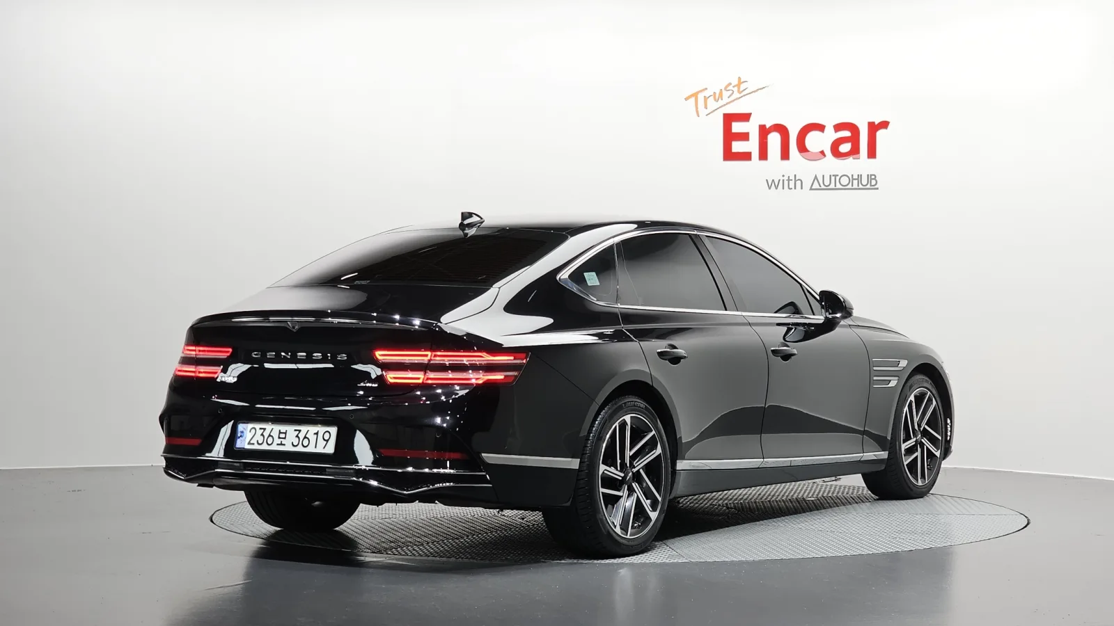 2025 Genesis G80