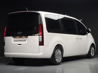 2023 Hyundai Staria
