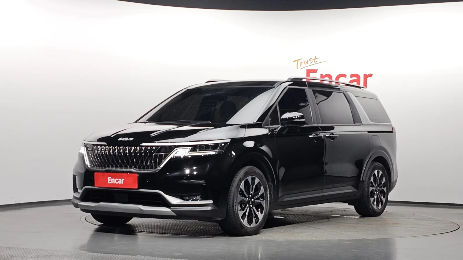 2023 Kia Carnival