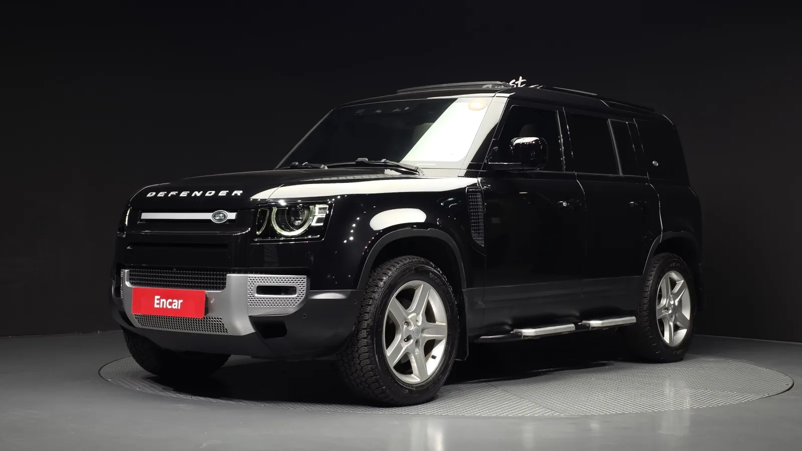 2023 Land Rover Defender