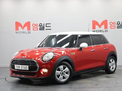 2016 MINI Cooper