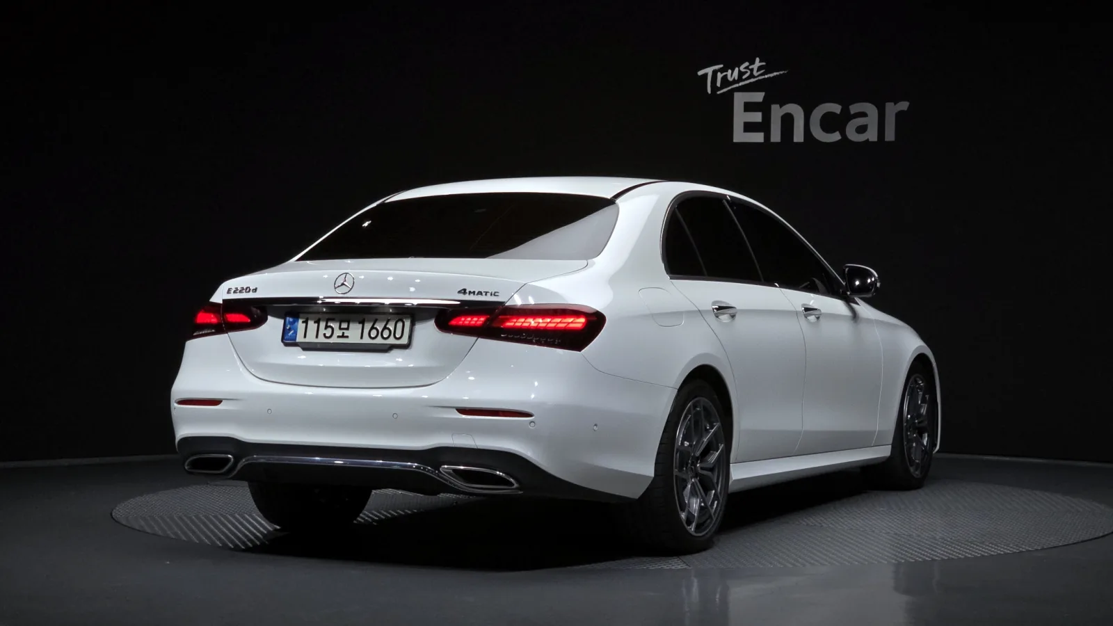 2022 Mercedes-Benz E-Class