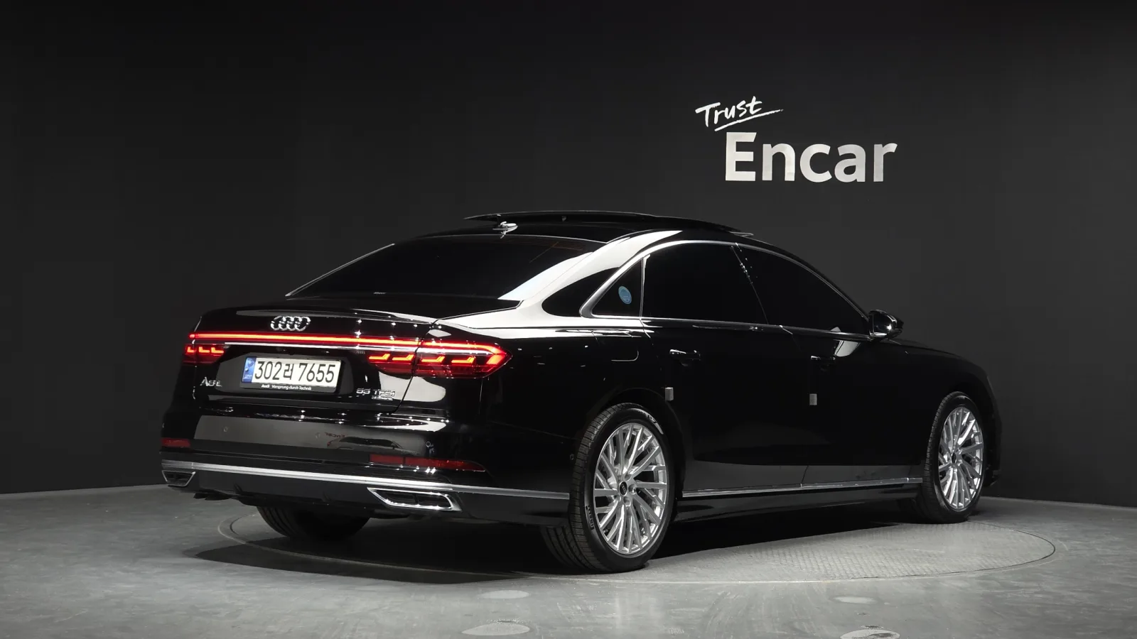 2021 Audi A8