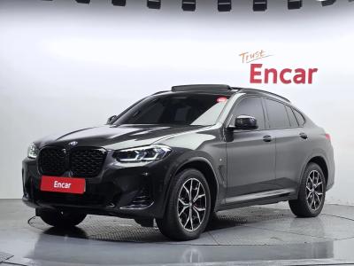 2022 BMW X4