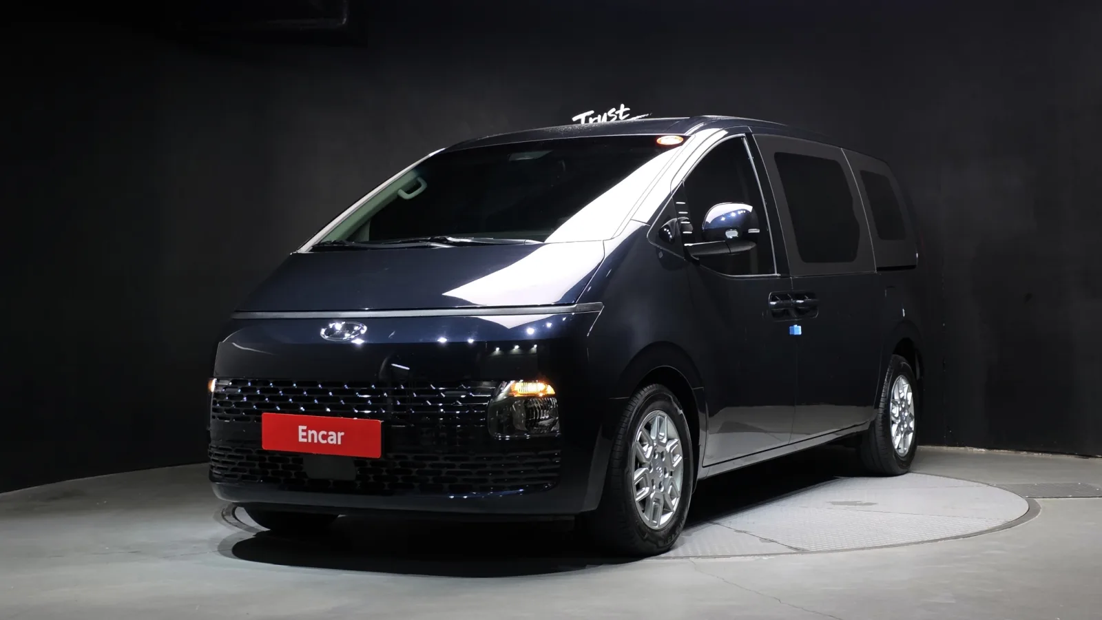 2024 Hyundai Staria
