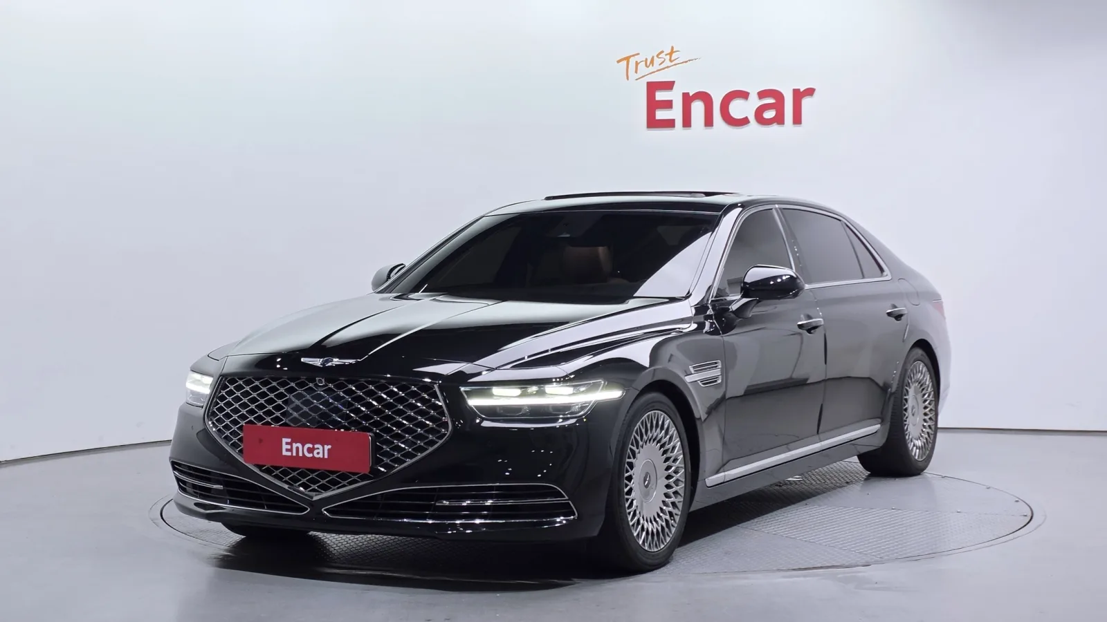 2019 Genesis G90