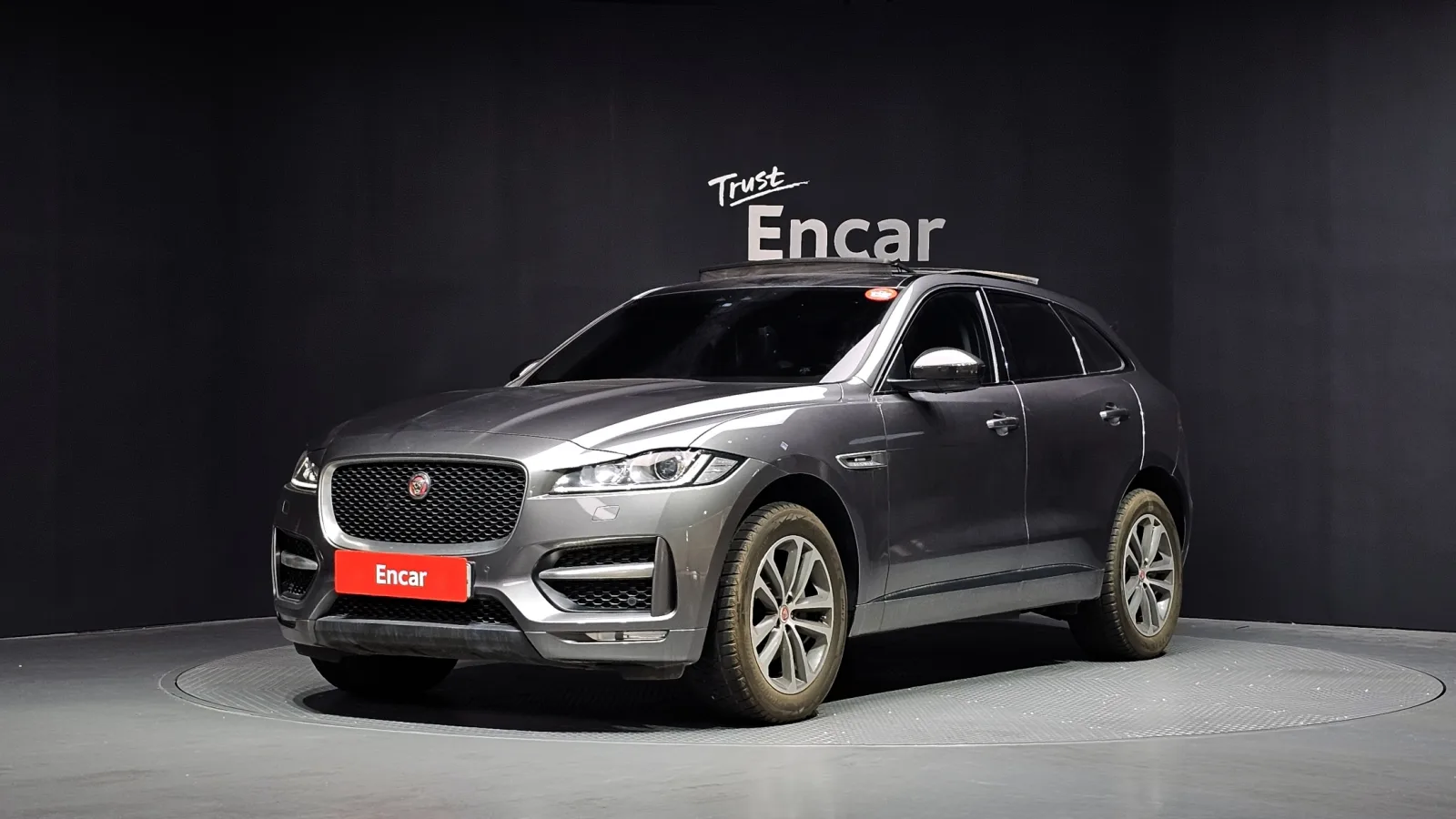 2017 Jaguar F-PACE