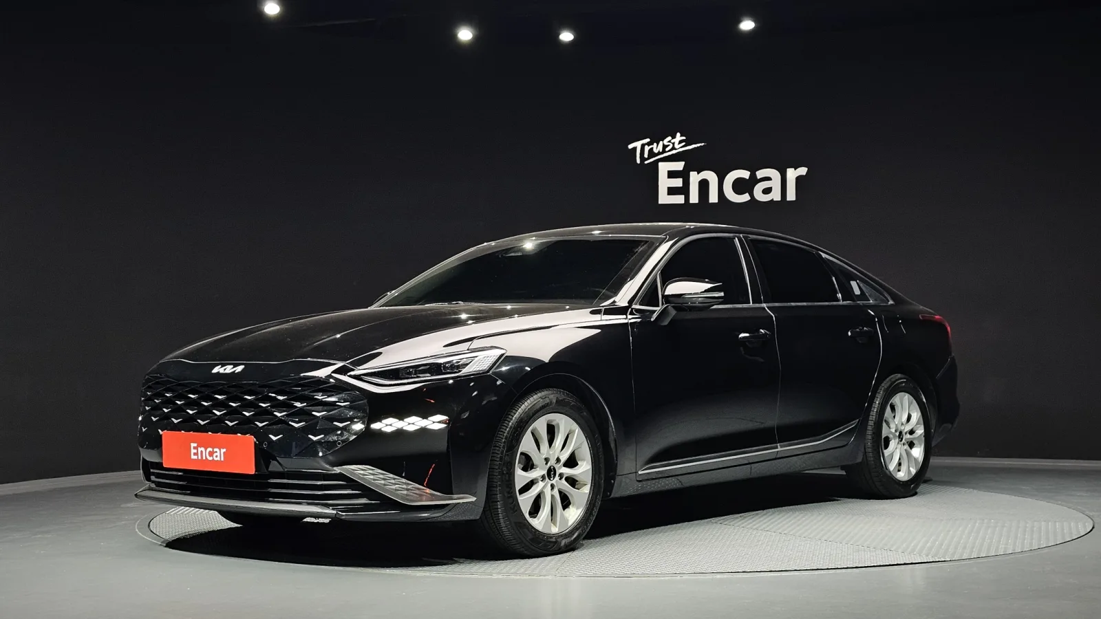 2022 Kia K8