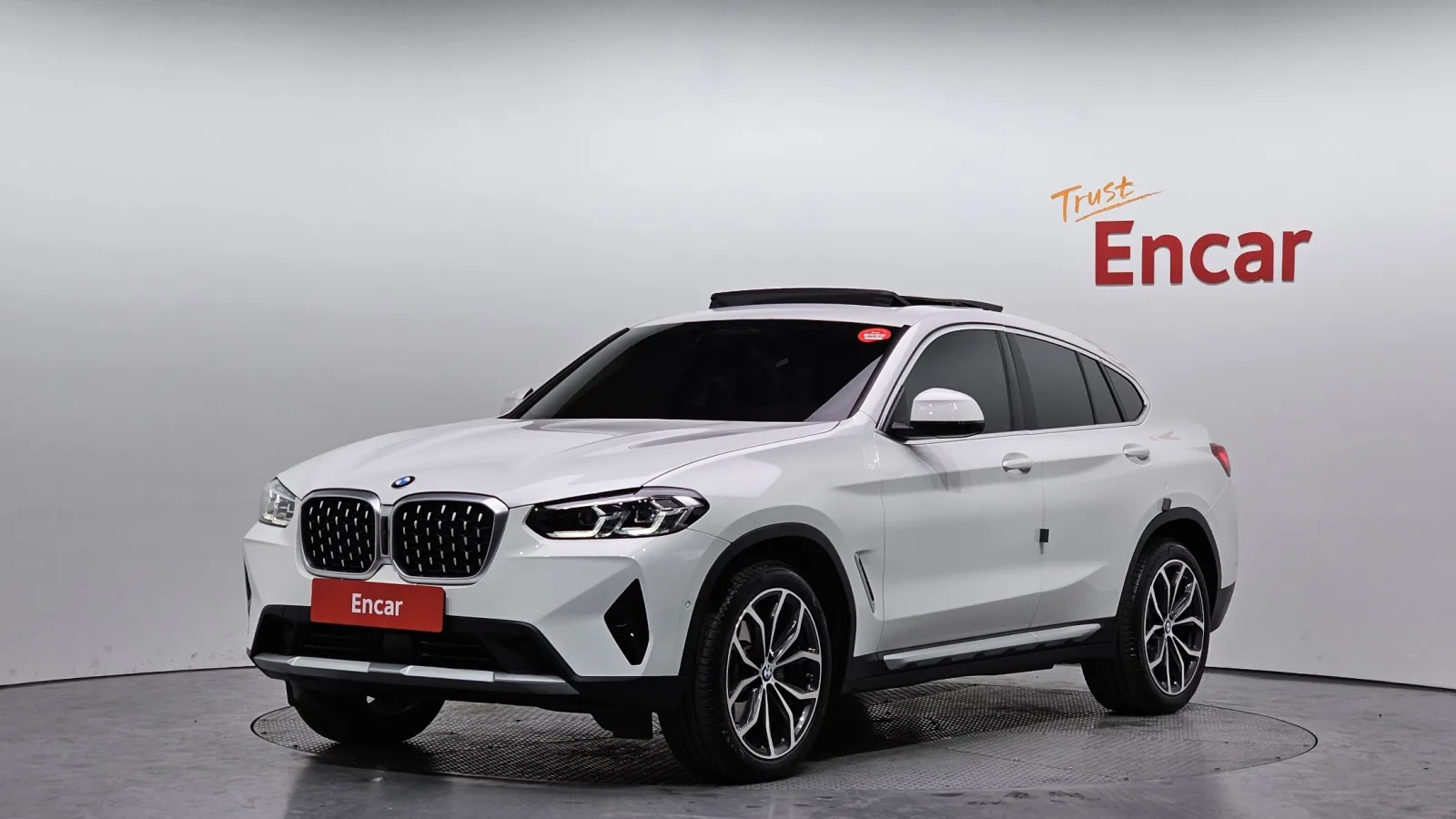 2025 BMW X4