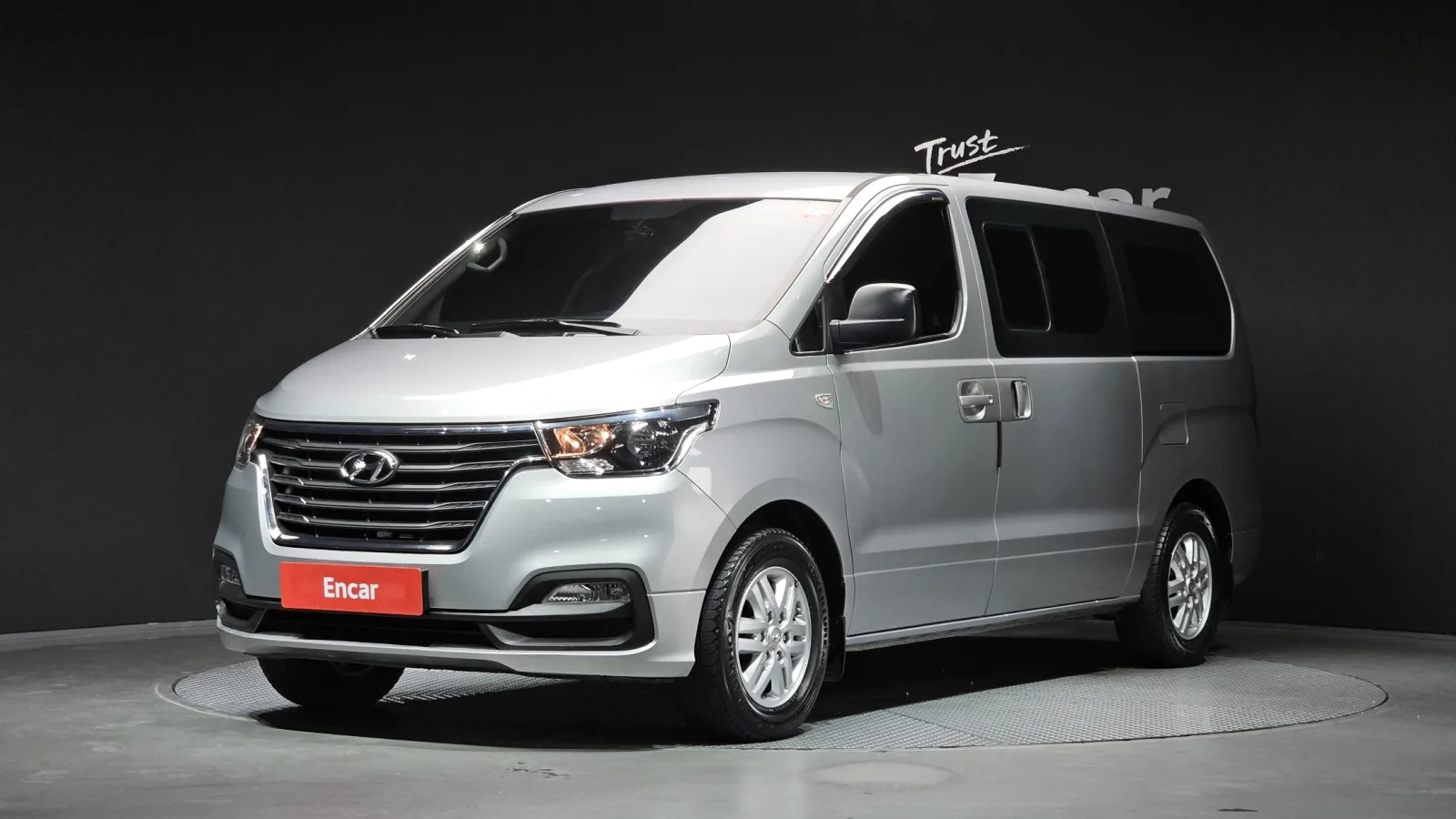 2020 Hyundai Starex