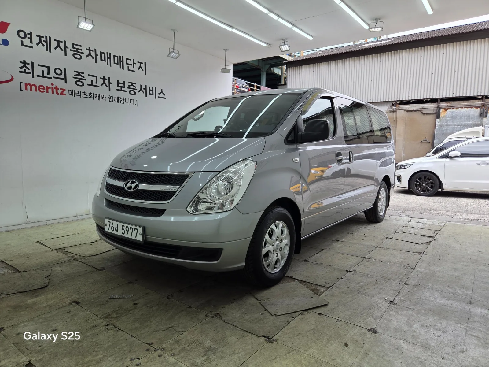 2012 Hyundai Starex