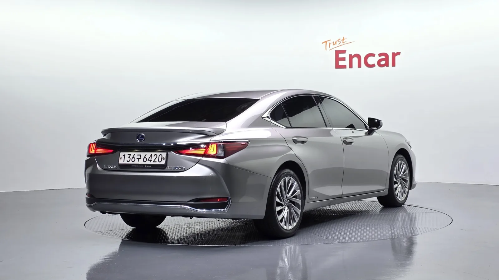 2022 Lexus ES