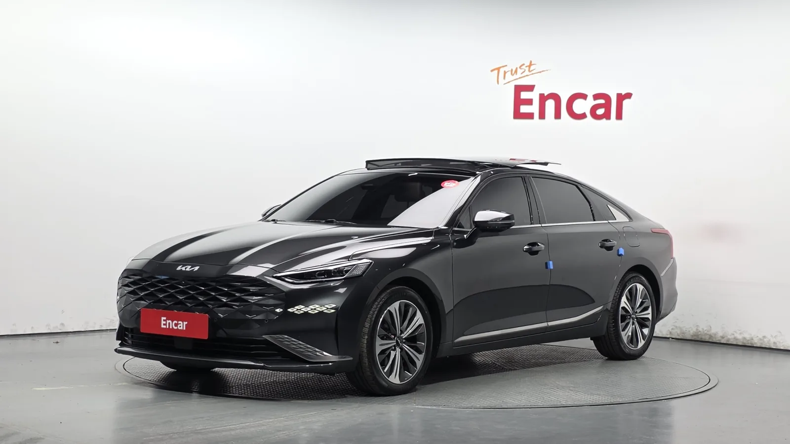 2023 Kia K8