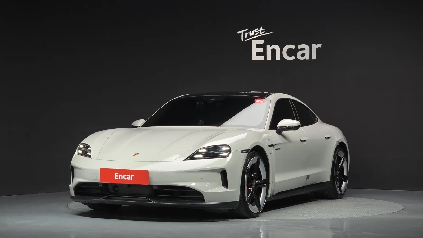 2025 Porsche Taycan