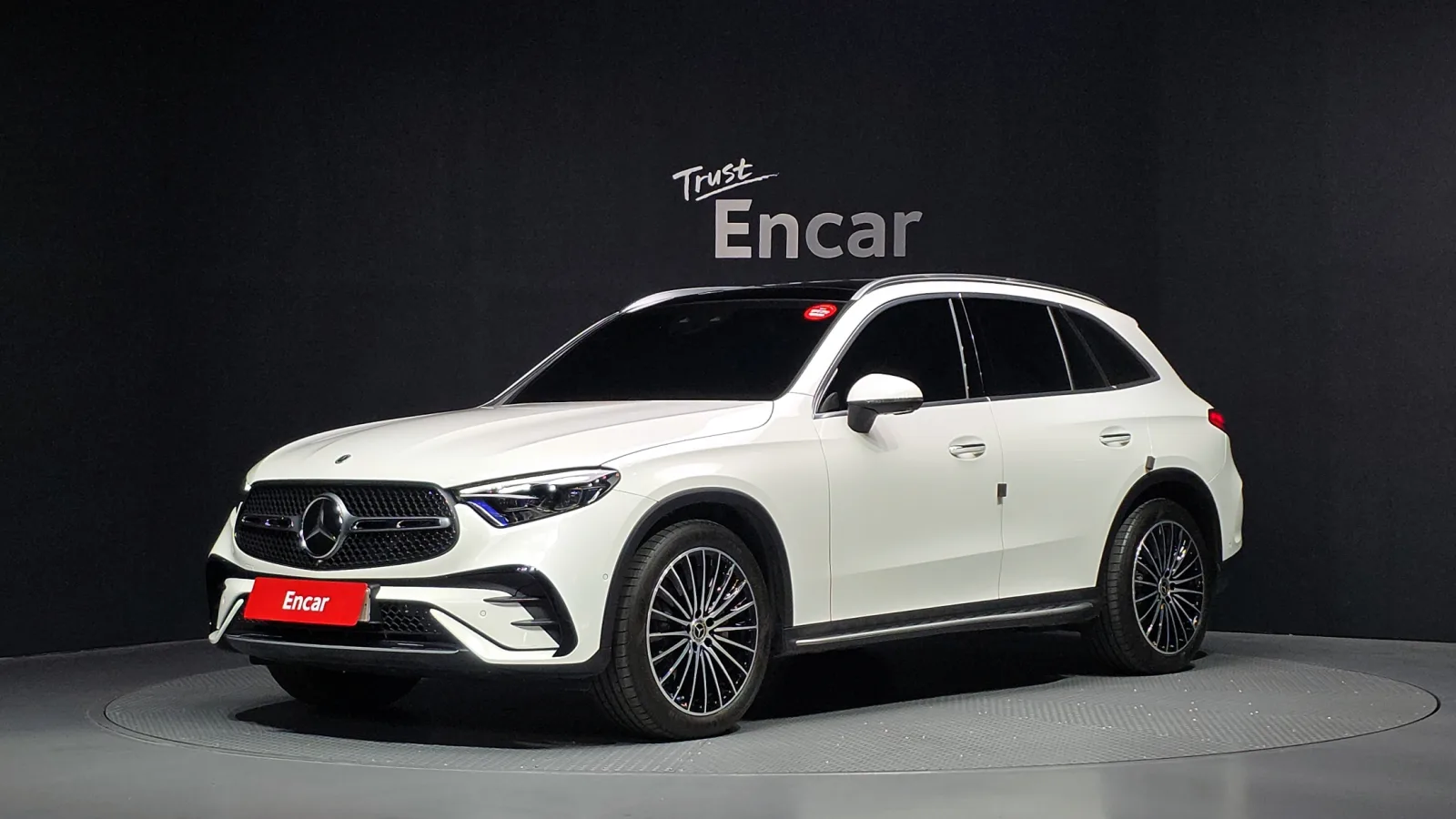 2025 Mercedes-Benz GLC-Class
