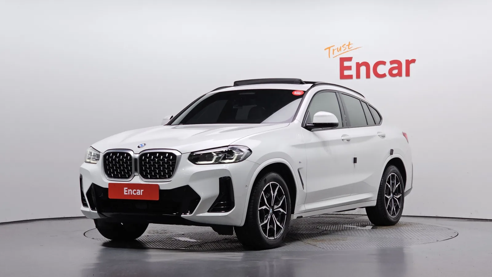2022 BMW X4