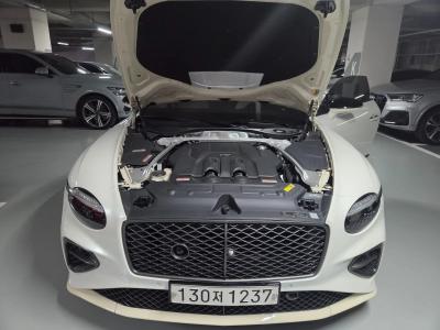 2025 Bentley Continental