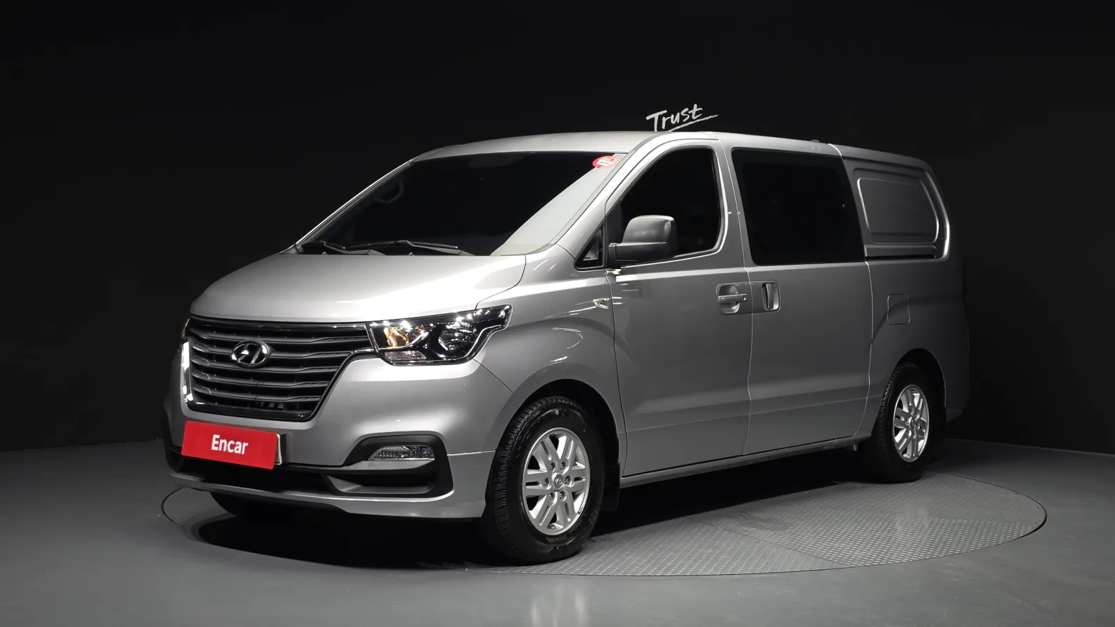 2021 Hyundai Starex