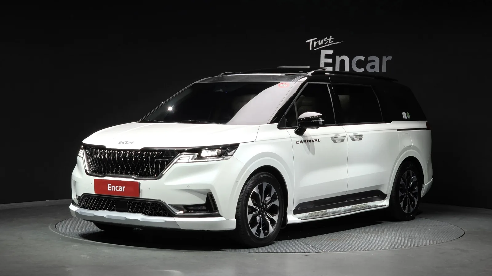 2023 Kia Carnival