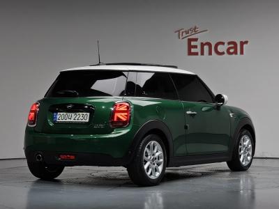 2021 MINI Cooper