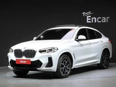 2022 BMW X4