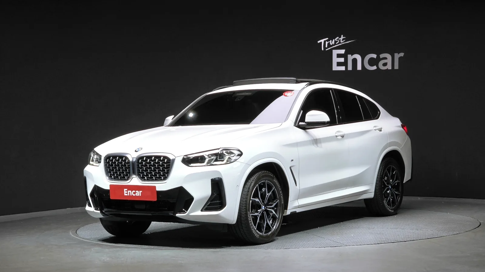 2022 BMW X4