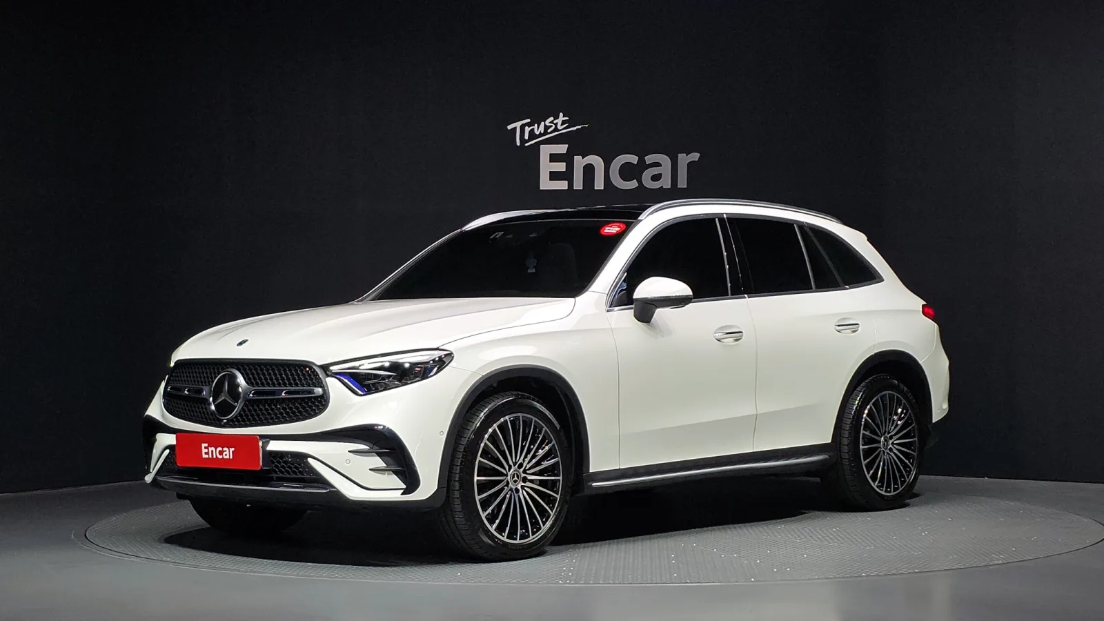 2023 Mercedes-Benz GLC-Class