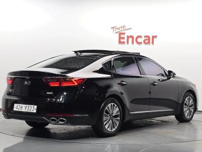 2018 Kia K7